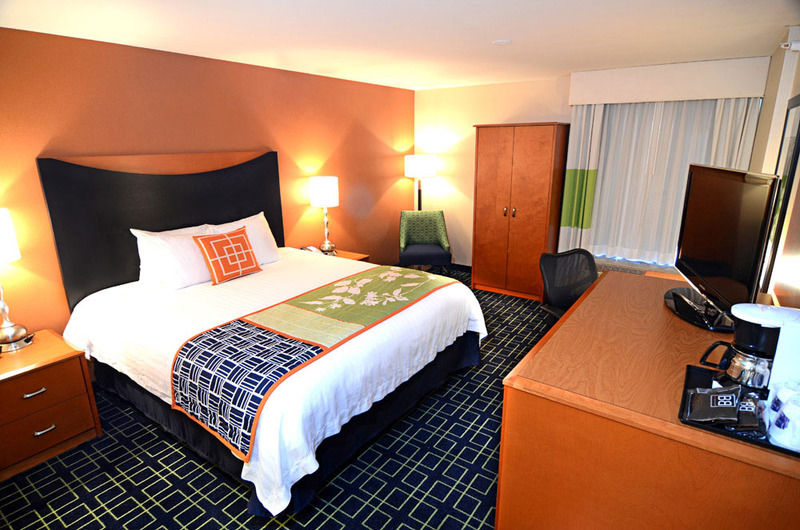 Fairfield Inn & Suites Anaheim North Buena Park Kamer foto